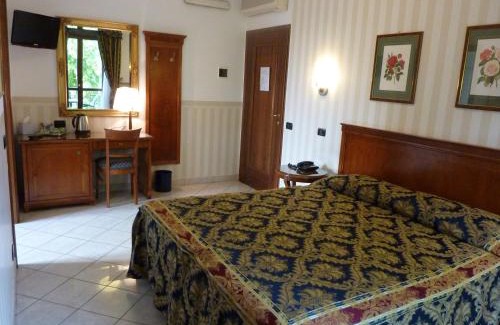 Turin Hotel | Hotel Belvedere: Pet-Friendly Stay with Breakfast Included