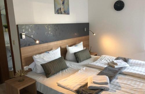 Asterstein Hotel | Hotel Berghof by 42: Pet-Friendly Stay with Breakfast