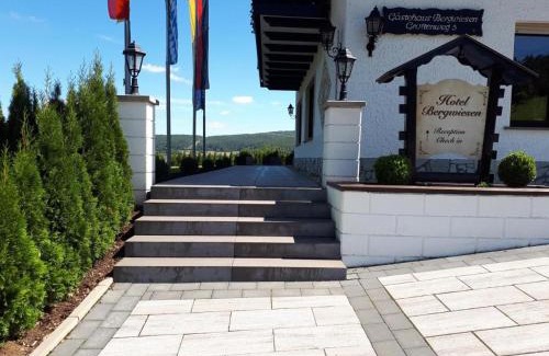 Wombach Hotel | Discover Hotel Bergwiesen: Family-Friendly & Pet Welcoming