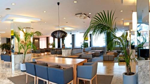 Calella Hotel | Relax at Hotel Bernat II: 4-Star Oceanfront Retreat
