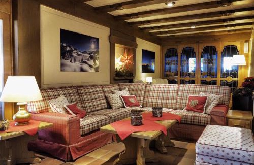 Madonna di Campiglio Hotel | Experience Comfort at Hotel Bertelli - 4-Star Oceanfront Retreat