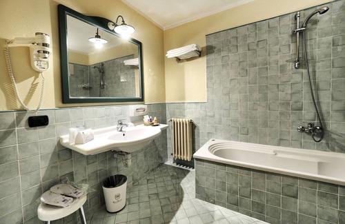 Madonna di Campiglio Hotel | Discover Hotel Bertelli: 4-Star Retreat with Spa & Pool
