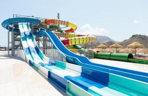 Mojacar Hotel | Relaxing Getaway at Hotel Best Oasis Tropical - Oceanfront Bliss
