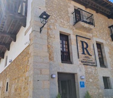 Santillana del Mar Hotel | Budget-Friendly Hotel BESTPRICE Santillana with Breakfast