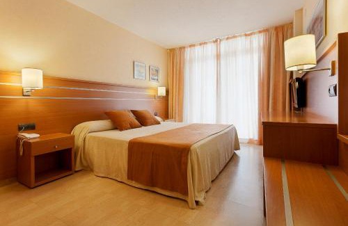 Blanes Hotel | Relax at Hotel Beverly Park & Spa: 4-Star Retreat with Pool