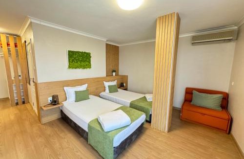 Saints Constantine and Helena Hotel | Oceanfront Hotel Amfora with Exceptional Guest Rating 9.2