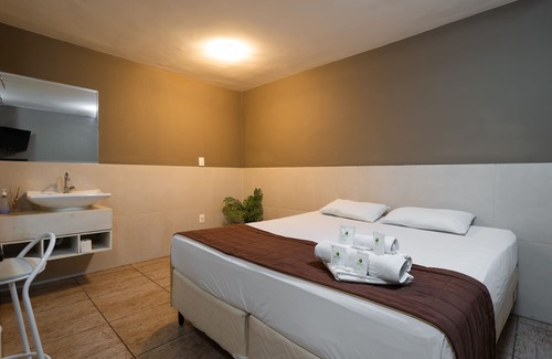 Belo Horizonte Hotel | Comfortable Stay at Hotel BH Inn Palmares - Family Friendly