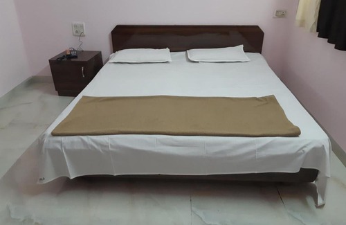 Nanded Hotel | Cozy Hotel Bhaiji Palace: Family-Friendly with Breakfast