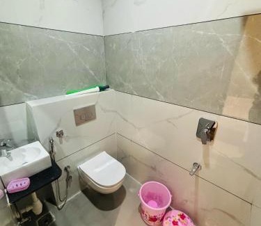 Pali Hotel | Hotel Bhole Shankar & Restaurant