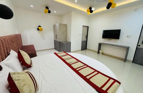 Pali Hotel | Hotel Bhole Shankar & Restaurant
