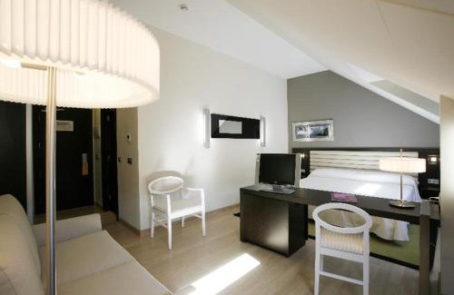 Moana Hotel | Pet-Friendly Hotel Bienestar Moaña with Oceanfront Spa