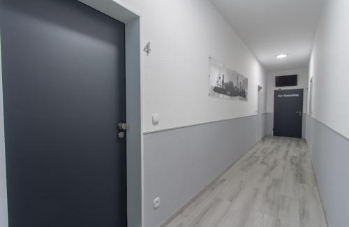 Bottrop Hotel | Inviting Hotel Billard Center Weywiesen with Pool Access