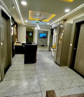 Sanand Hotel | Discover Hotel Bilva Leaf Tree: Pet-Friendly Getaway