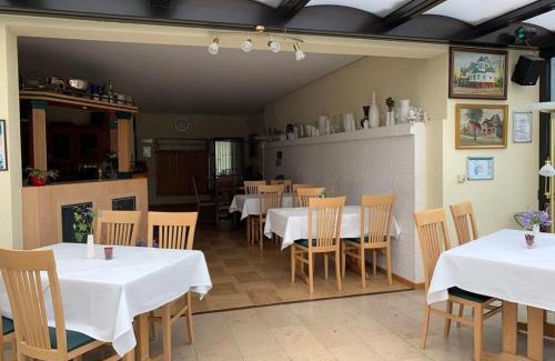 Petershagen Hotel | Discover Hotel Blaufuchs: Pet-Friendly with Breakfast Included