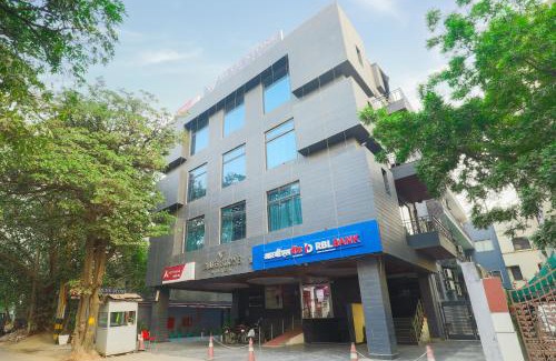Kalkaji Hotel | Explore Hotel Bluestone in Nehru Place - Family Friendly Stay