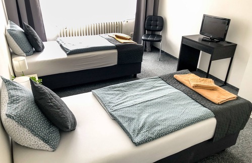 Chomutov Hotel | Discover Hotel Bobr: Family-Friendly Getaway with Dining