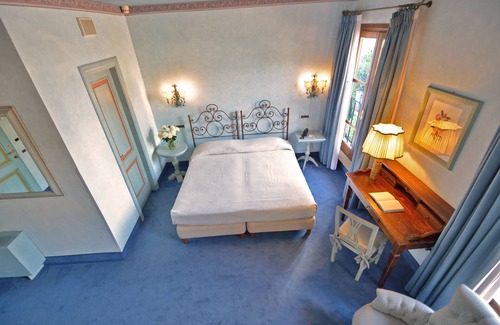 Calcinaia Hotel | Discover Hotel Boccaccio: 4-Star Getaway with Spa & Pool