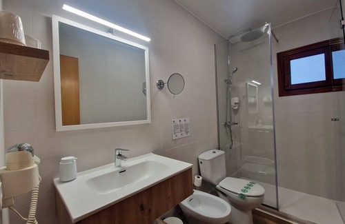 Peniscola Hotel | Eco-Friendly Getaway at Hotel Bodegón – Rated 9/10