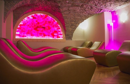 Bogliaco Hotel | Experience Hotel Bogliaco: Pool, Spa & Family-Friendly Fun