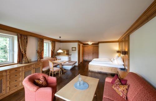 Tannheim Hotel | Hotel Bogner Hof: Oceanfront Retreat with Spa & Hot Tub