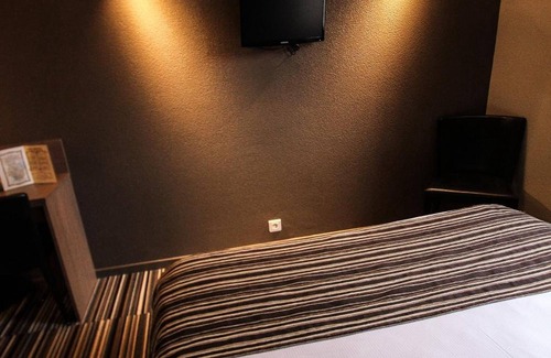 Lens Hotel | Discover Hotel Bollaert: Family-Friendly with Spa Access