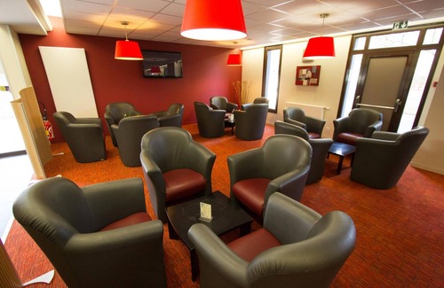Lens Hotel | Discover Hotel Bollaert: Family-Friendly with Spa Access