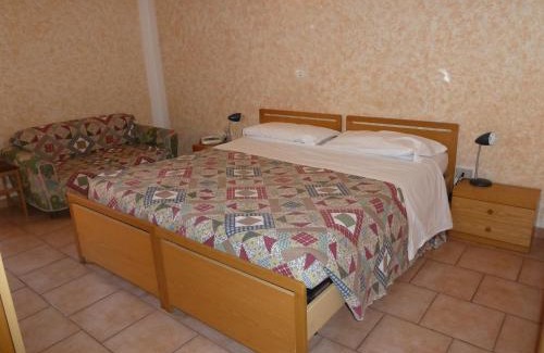 Foligno Hotel | Discover Hotel Bolognese: Pet-Friendly with Breakfast Included