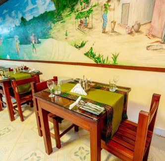 Inhambane Hotel | Budget-Friendly Hotel Bom Amigo with Pet and Child Amenities