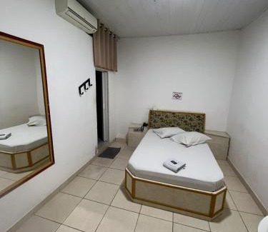 Bom Retiro Hotel | Budget-Friendly Hotel Bom Retiro with Breakfast Included