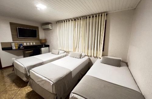 Rio Verde Hotel | Top-Rated Hotel Bons Tempos with Family-Friendly Dining