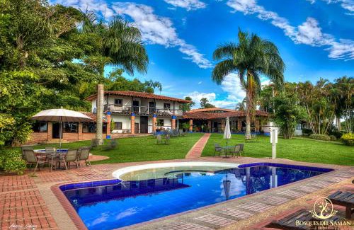 Alcala Hotel | Discover Hotel Bosques Del Saman Alcala – Pet Friendly Oasis
