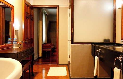 Bahan Hotel | Hotel Boundary