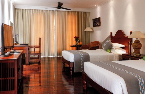 Bahan Hotel | Hotel Boundary