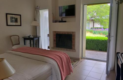 Santa Rosa Hotel | Pet-Friendly Retreat at Hotel Boutique Posada Piedras Blancas