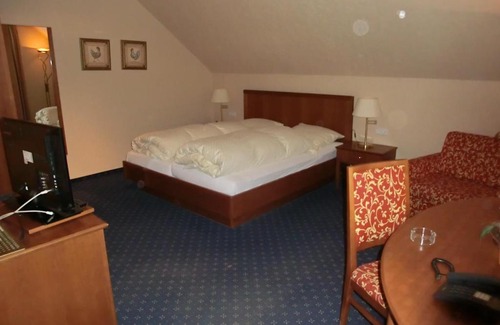 Ibbenbueren Hotel | Pet-Friendly Hotel Brügge with Breakfast & Child Care