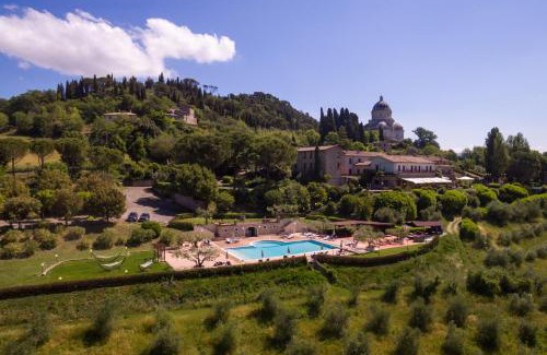 Todi Hotel | Discover Hotel Bramante: Pet-Friendly Retreat with Spa