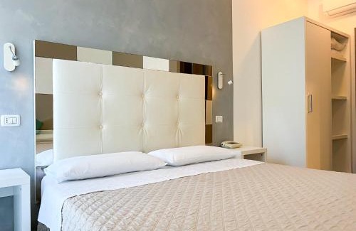 Procchio Hotel | Hotel Brigantino: Ocean View & Pool with 9/10 Guest Rating