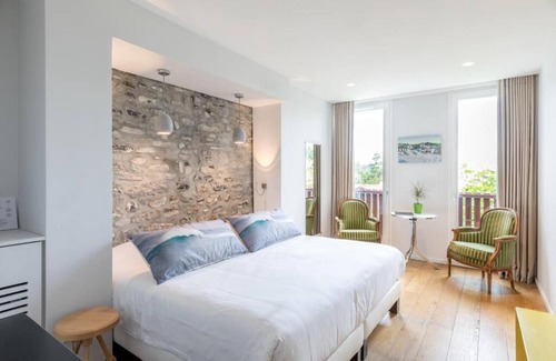 Guethary Hotel | Experience Comfort at Hotel Briketenia - 4-Star Gem with Spa