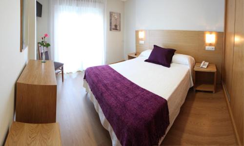 O Grove Hotel | Beachfront Bliss at Hotel Brisa del Mar - Rated 8.6/10