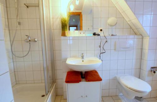 Schierke Hotel | Cozy Hotel Brockenstübchen with Breakfast & Hot Tub