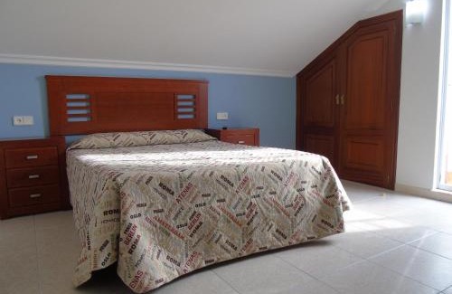 A Guarda Hotel | Discover Hotel Bruselas: Family-Friendly with Breakfast & Hot Tub