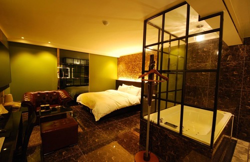 Jakjeonseoun-dong Hotel | Budget-Friendly Hotel BUTI with Family and Accessible Amenities