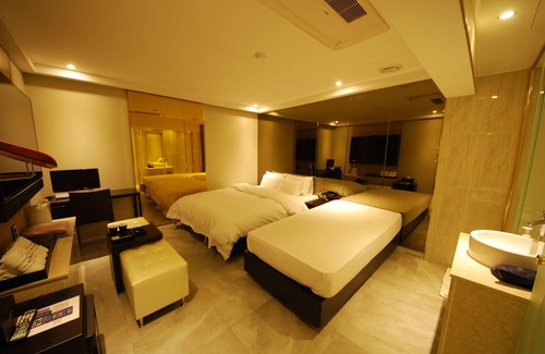 Jakjeonseoun-dong Hotel | Budget-Friendly Hotel BUTI with Family and Accessible Amenities