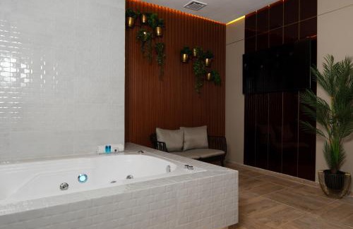 Sur Occidente Hotel | Relaxing Retreat at Hotel ByHours Circunvalar - Adults Only