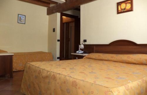 Bardonecchia Hotel | Discover Hotel Cà Fiore: Oceanfront Bliss Awaits You