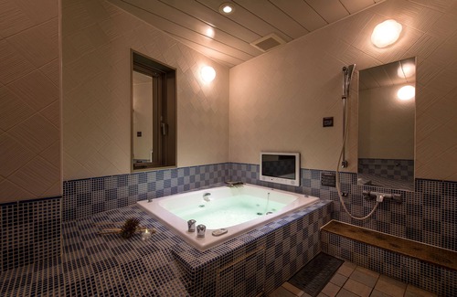 Shiroi Hotel | Eco-Friendly Comfort at HOTEL C CHIBA-SHIROI with Hot Tub