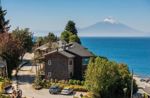 Puerto Varas Hotel | Discover Hotel Cabaña Del Lago Puerto Varas with Ocean View