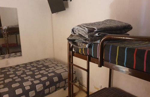 Santa Fe House | Budget-Friendly Hotel Hostal Caballito Blanco with Great Amenities