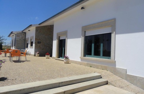 Miranda do Douro Hotel | Discover Comfort at Hotel Cabeço do Forte with Ocean Views