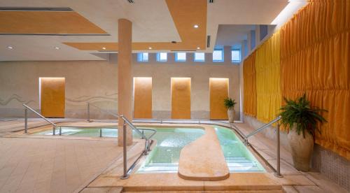 Bardolino Hotel | Relax at Hotel Caesius Thermae & Spa Resort with Ocean Views